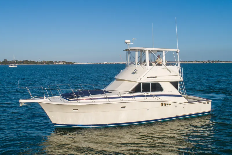 Slide: The Image of Chris-Craft 422 Commander 1986 - 3