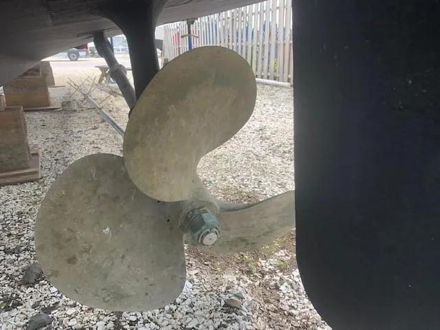 Slide: The Image of Hatteras 48 Convertible 1988 - 54