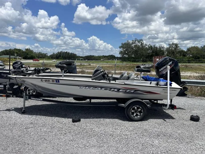 Slide: The Image of Tracker Pro Team 175 TXW Tournament Edition 2019 - 4