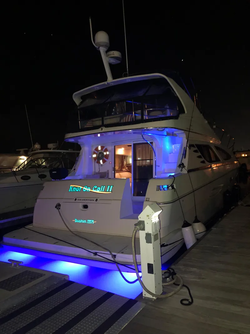 Slide: The Image of Silverton 43 Sport Bridge 2006 - 50