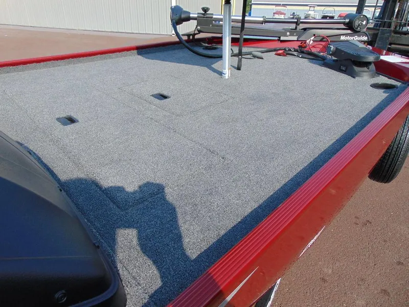 Slide: The Image of Crestliner 1600 Storm 2025 - 3