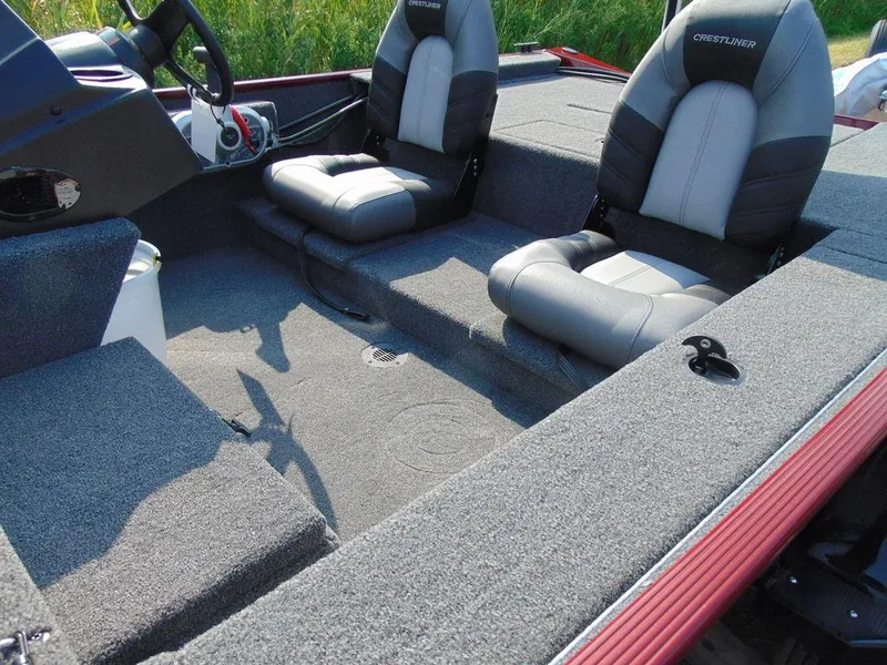 Slide: The Image of Crestliner 1600 Storm 2025 - 4