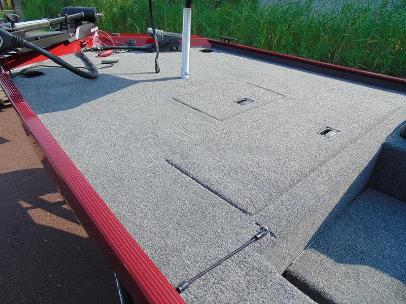 Slide: The Image of Crestliner 1600 Storm 2025 - 6