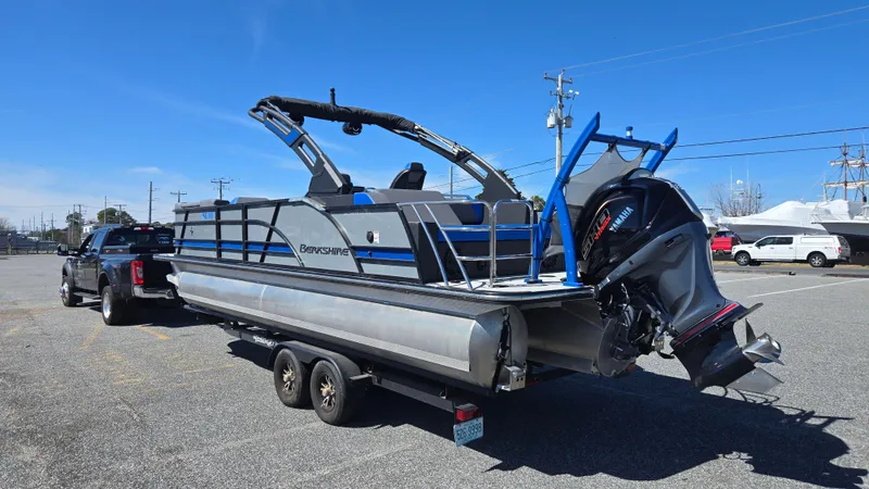 Slide: The Image of 2023 Berkshire 25UL STS 3.0+ - 12