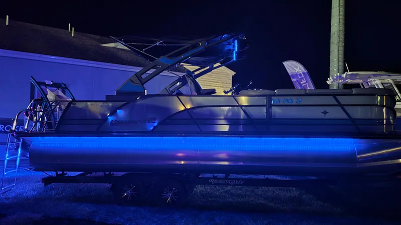 Slide: The Image of 2023 Berkshire 25UL STS 3.0+ - 24