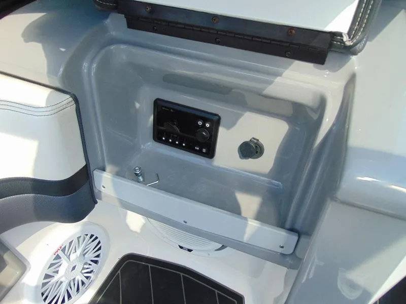 Slide: The Image of Chaparral 203 VRX 2015 - 16