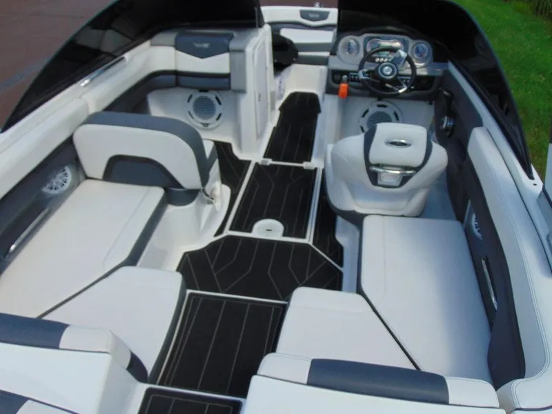 Slide: The Image of Chaparral 203 VRX 2015 - 6