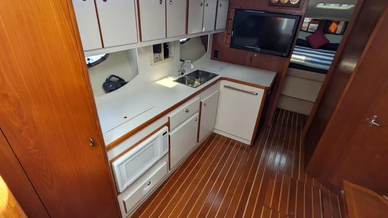 Slide: The Image of Image 32 - 32