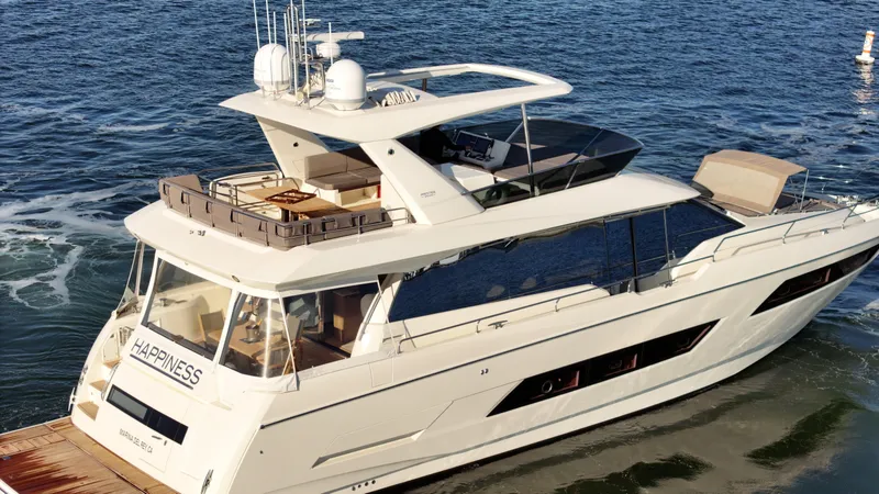 Slide: The Image of Prestige 680 2018 - 90