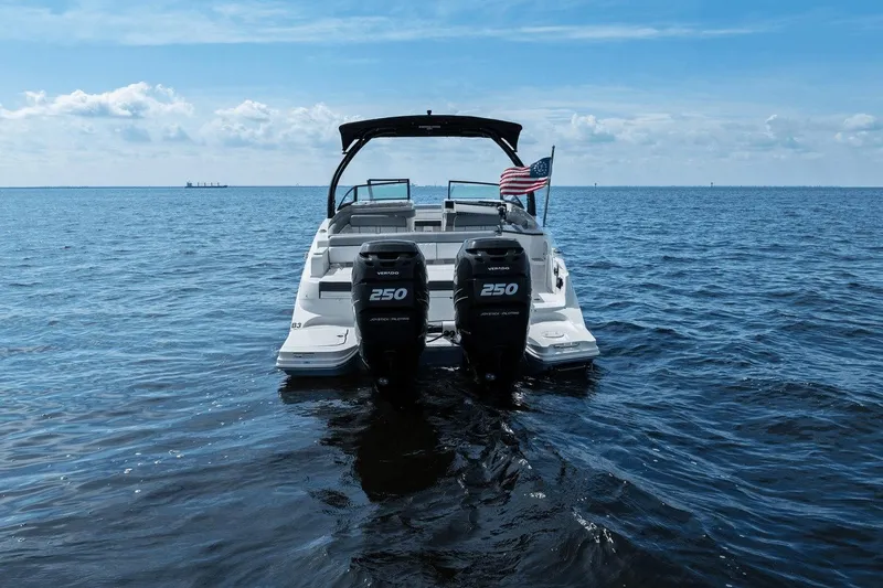 Slide: The Image of Sea Ray 290 SDX OUTBOARD 2017 - 13