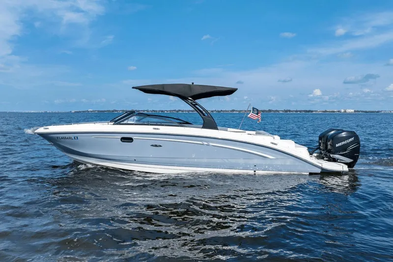 Slide: The Image of Sea Ray 290 SDX OUTBOARD 2017 - 7