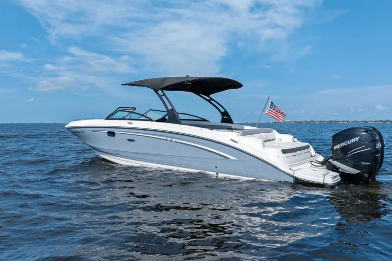 Slide: The Image of Sea Ray 290 SDX OUTBOARD 2017 - 8