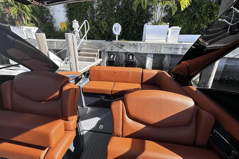 Slide: The Image of Cruisers 338-OB SOUTH BEACH EDITION 2022 - 24