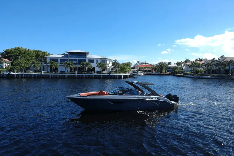 Slide: The Image of Cruisers 338-OB SOUTH BEACH EDITION 2022 - 39