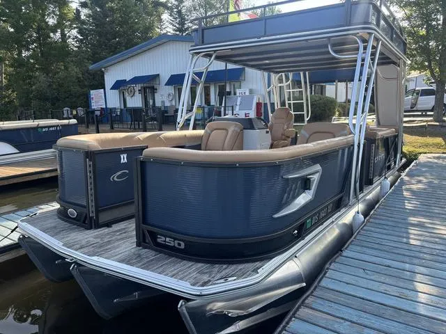 The Image of Crest Caribbean LX Double Decker 2024 - 1