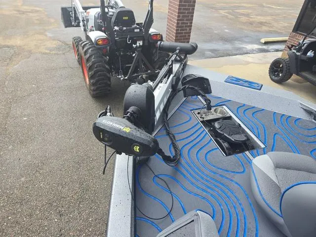 Slide: The Image of Xpress X21 Pro 2025 - 17