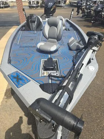 Slide: The Image of Xpress X21 Pro 2025 - 20