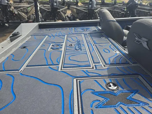 Slide: The Image of Xpress X21 Pro 2025 - 22