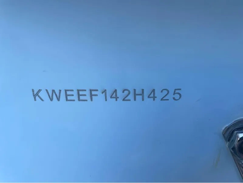 Slide: The Image of Key West 239 FS 2025 boat hull identification number: KWEEF142H425. - 10