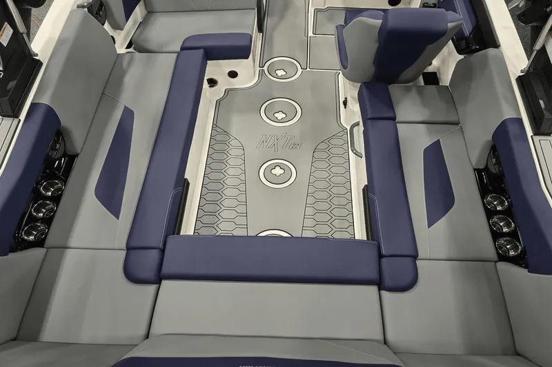 Slide: The Image of MasterCraft NXT22 2025 - 8