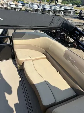 Slide: The Image of Veranda VR22RC Luxury Tri-Toon 2024 - 6