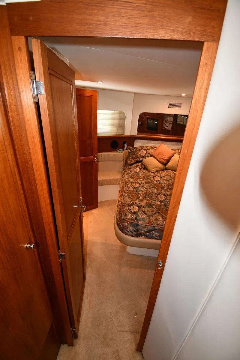 Slide: The Image of Carver 405 Motor Yacht 1997 - 67
