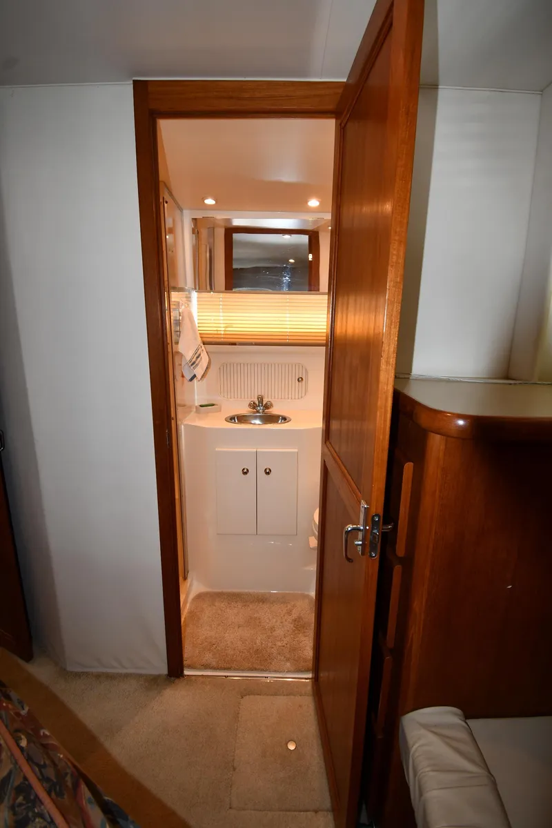 Slide: The Image of Carver 405 Motor Yacht 1997 - 74