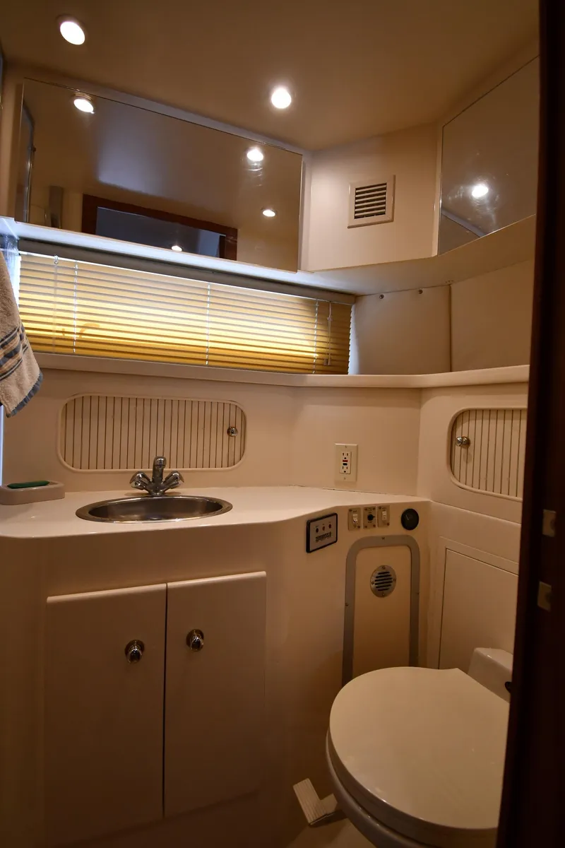 Slide: The Image of Carver 405 Motor Yacht 1997 - 75