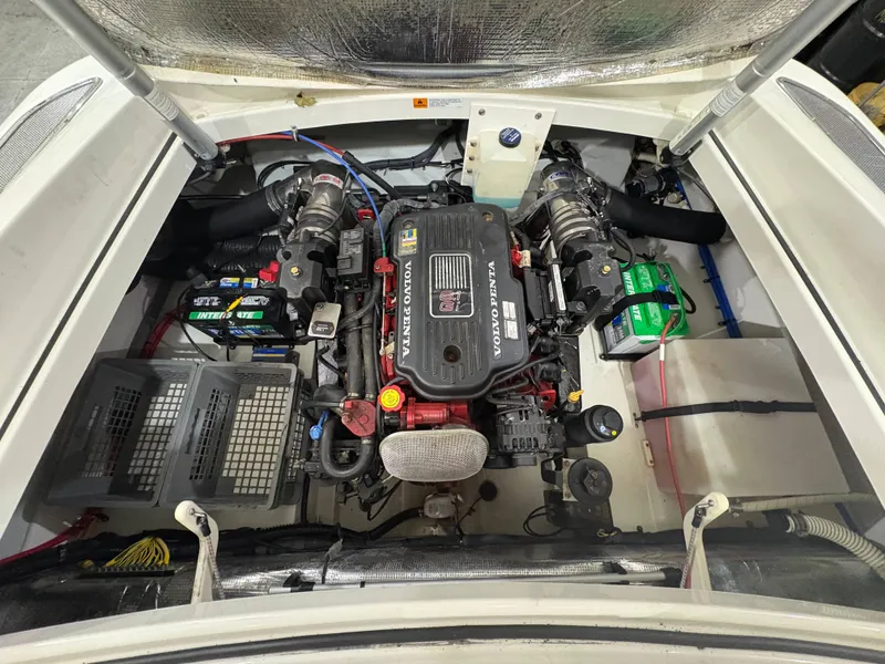 Slide: The Image of 2009 Chris-Craft Launch 25 Heritage Ed engine compartment with Volvo Penta motor. - 19