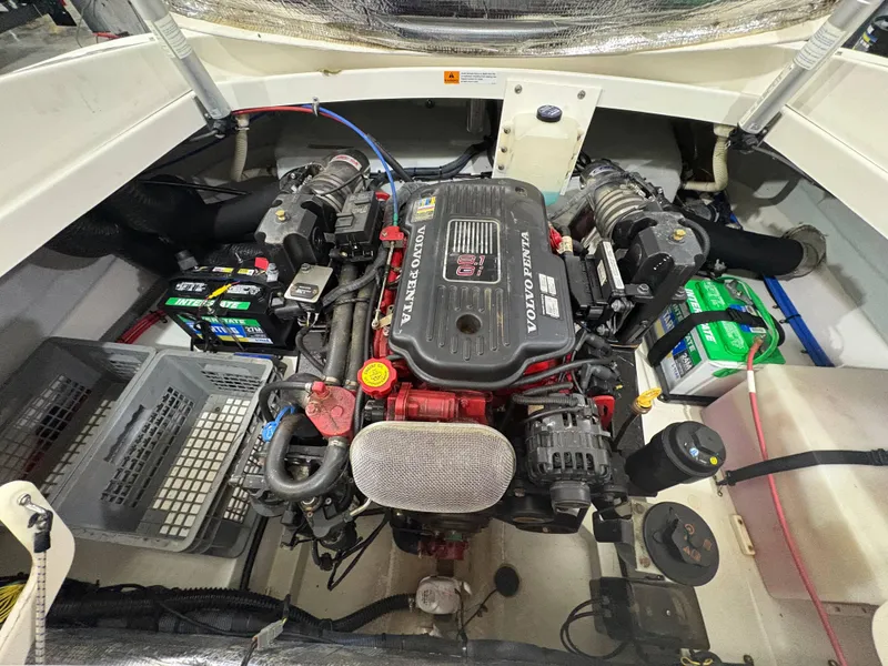 Slide: The Image of 2009 Chris-Craft Launch 25 Heritage Ed engine compartment with Volvo Penta engine. - 22