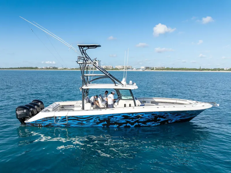 The Image of 2014 Hydra-Sports 42 Custom Siesta boat on clear blue water. - 1