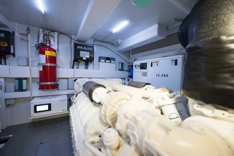 Slide: The Image of Ferretti Yachts 720 2023 - 62