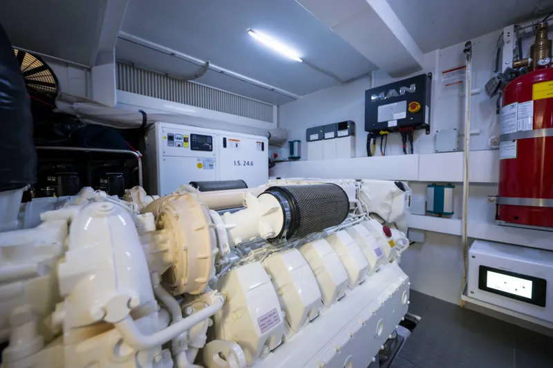 Slide: The Image of Ferretti Yachts 720 2023 - 64