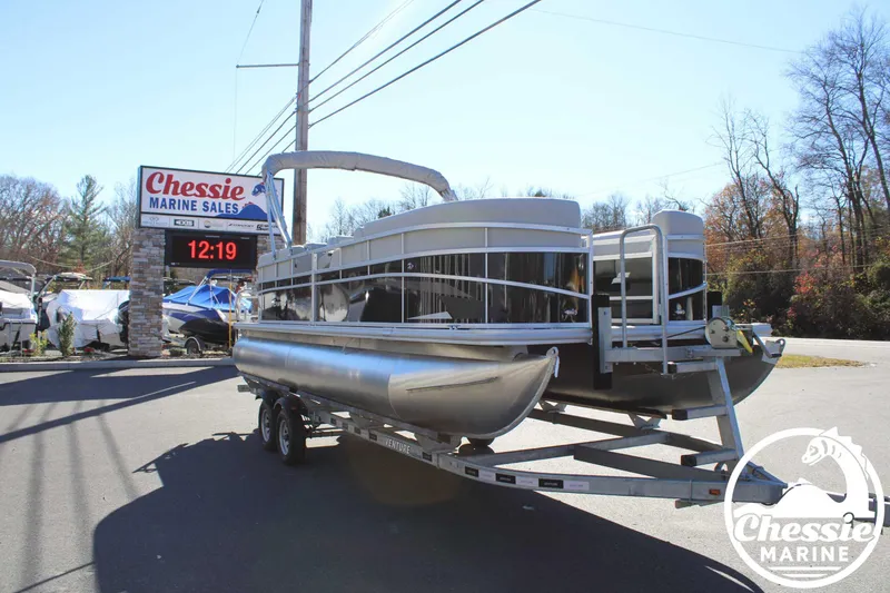 Slide: The Image of 2024 Starcraft Pontoon LX 22 R on trailer at Chessie Marine Sales. - 7
