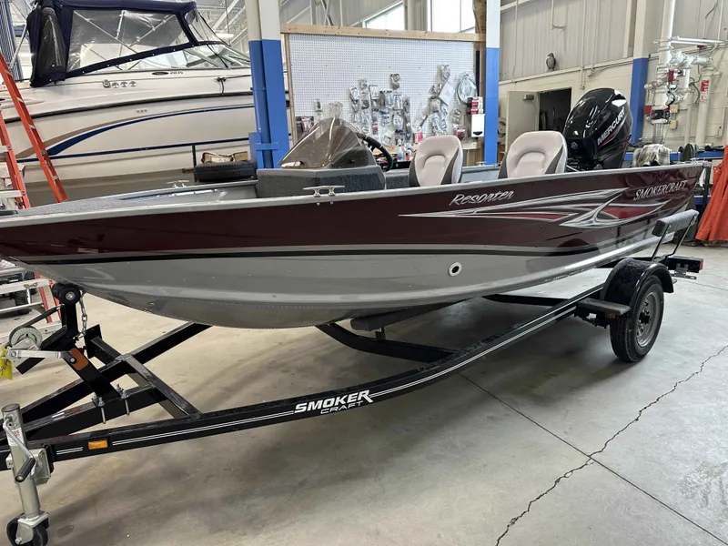 Slide: The Image of Smoker Craft 151 Resorter 2025 - 3