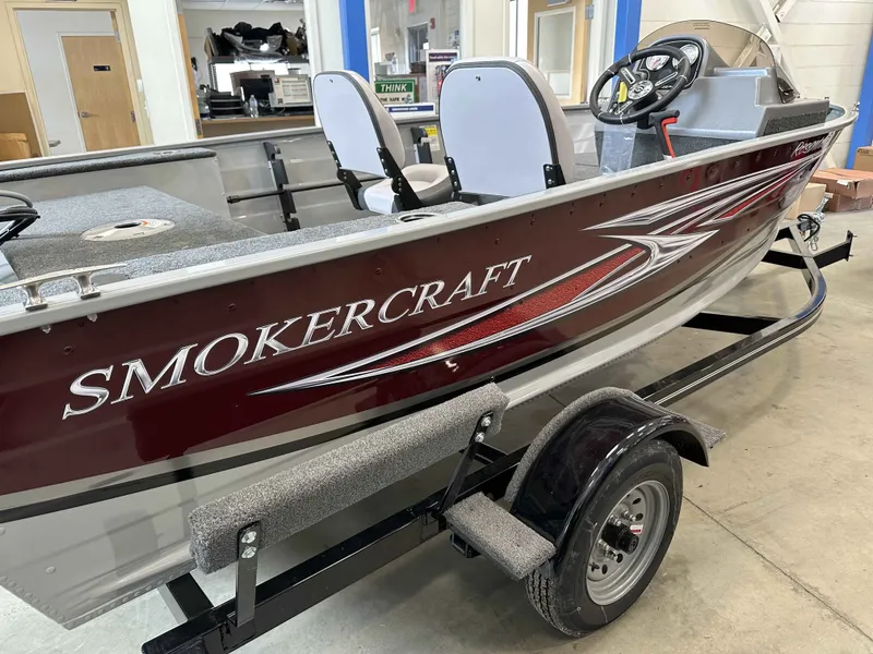 Slide: The Image of Smoker Craft 151 Resorter 2025 - 4