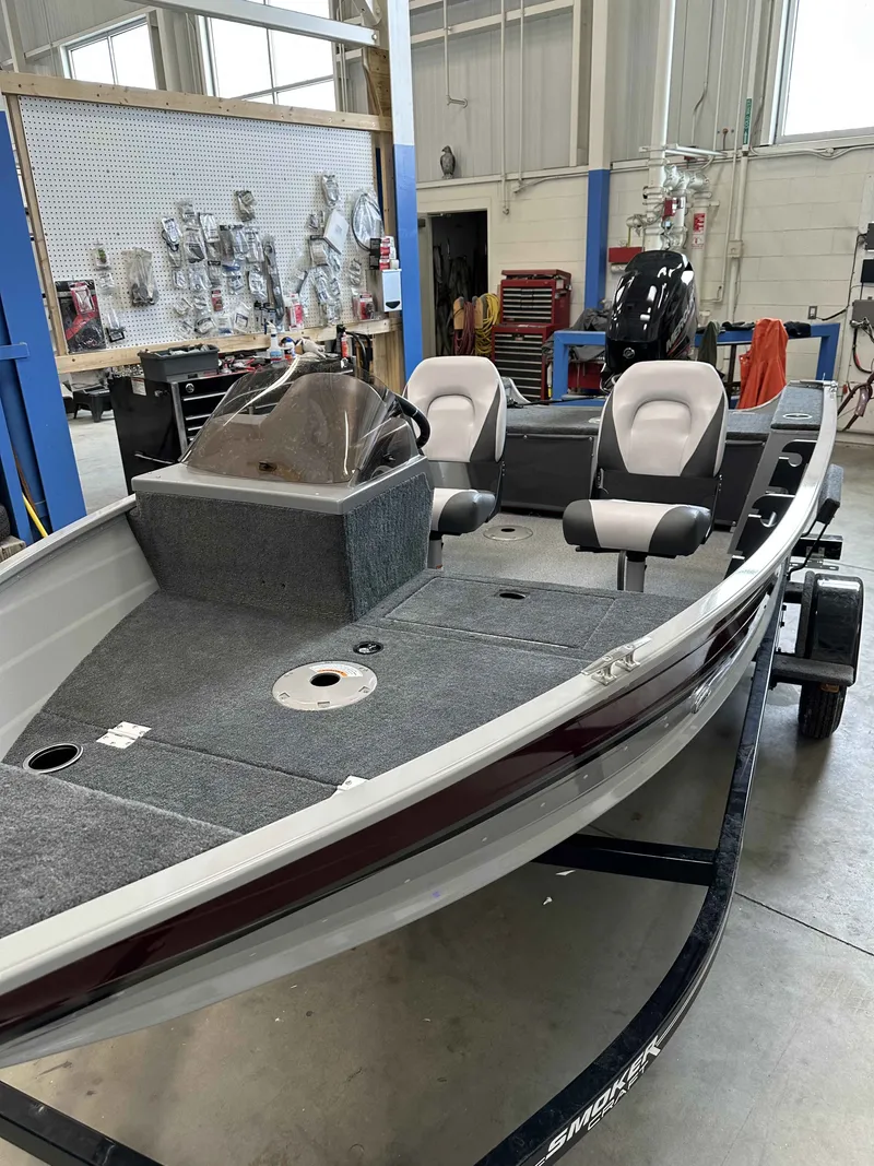 Slide: The Image of Smoker Craft 151 Resorter 2025 - 5