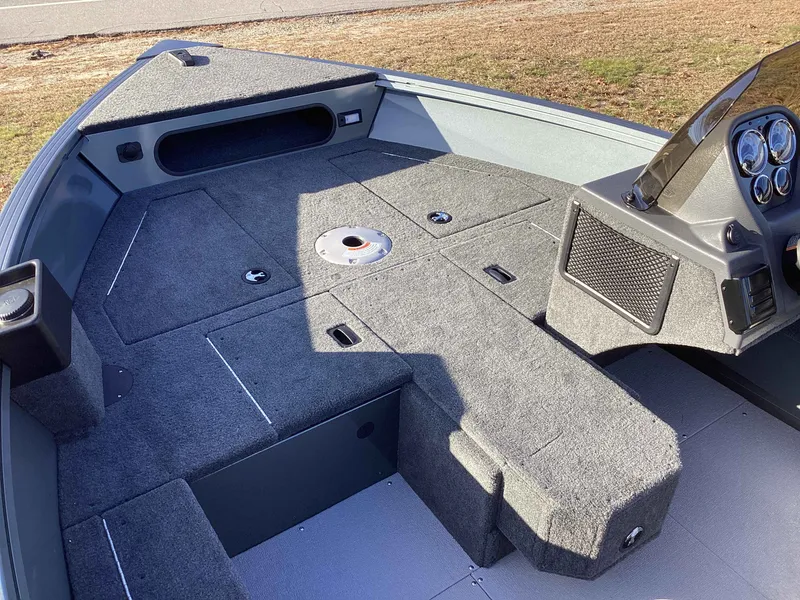 Slide: The Image of Starcraft Storm 166 SC Pro 2025 - 7