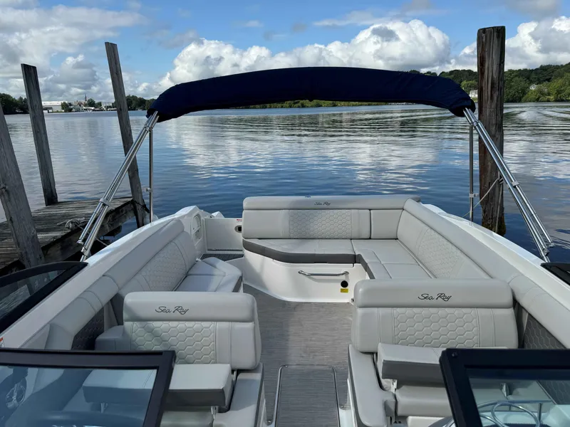 Slide: The Image of Sea Ray SDX 270 2020 - 9
