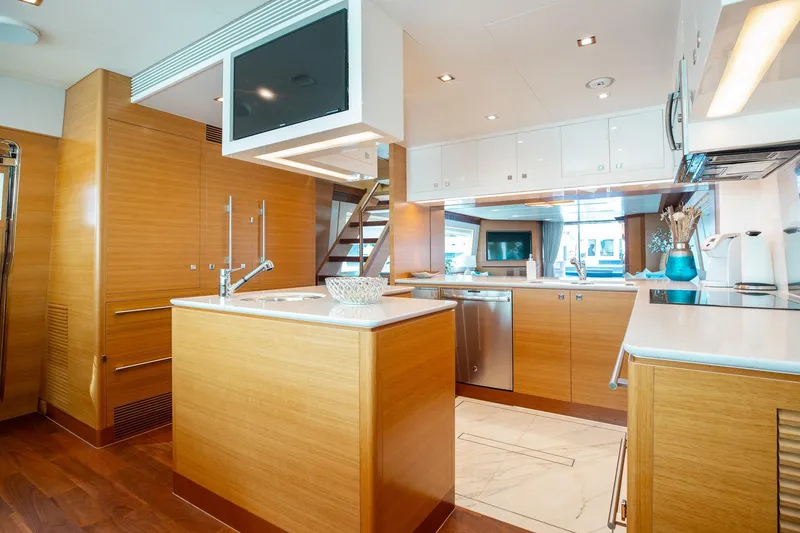 Slide: The Image of Q Galley - 14