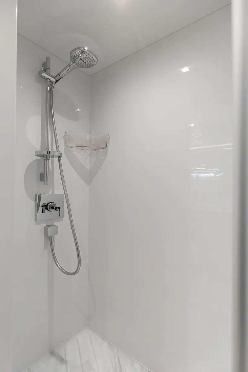 Slide: The Image of Q Port Twin Head - 28