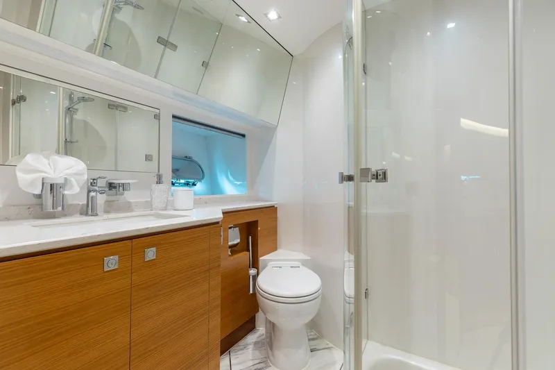 Slide: The Image of Q VIP Head - 35