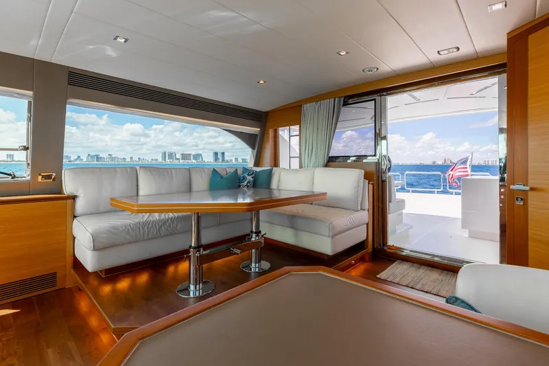 Slide: The Image of Q Skylounge - 37