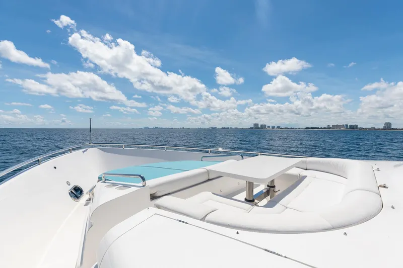 Slide: The Image of Q Bow Seating - 45