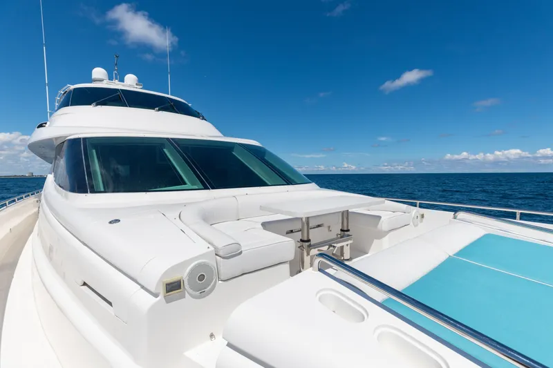 Slide: The Image of Q Bow Seating - 46