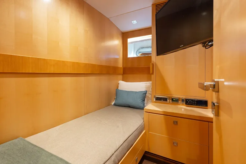 Slide: The Image of Q Crew Quarters - 50