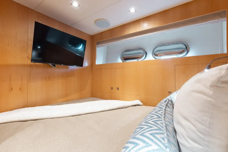 Slide: The Image of Q Crew Quarters - 52