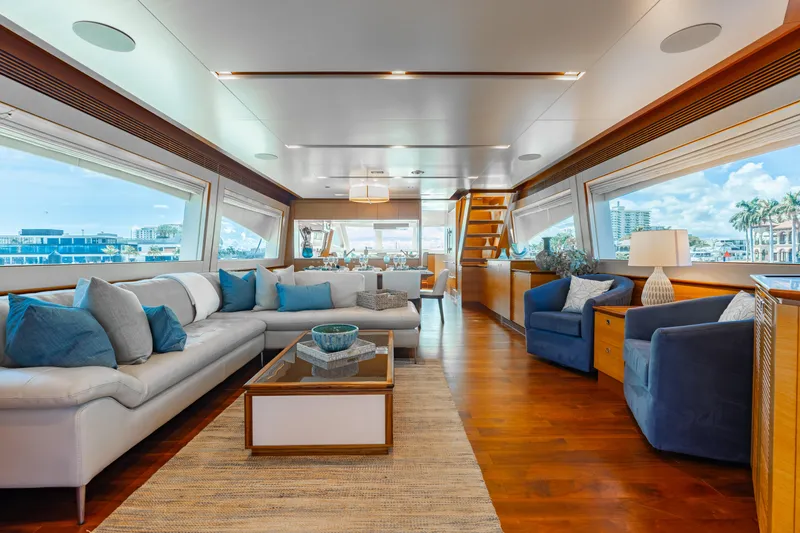 Slide: The Image of Q Saloon - 9