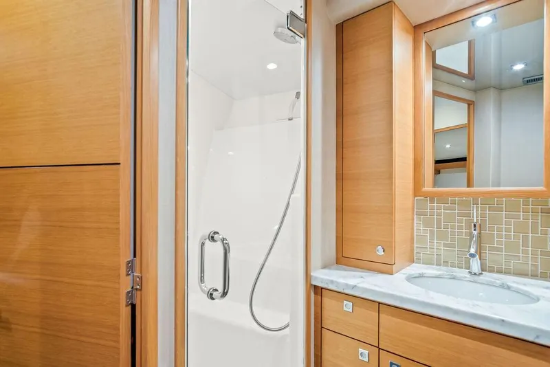 Slide: The Image of Hatteras 63 GT 2014 - 56