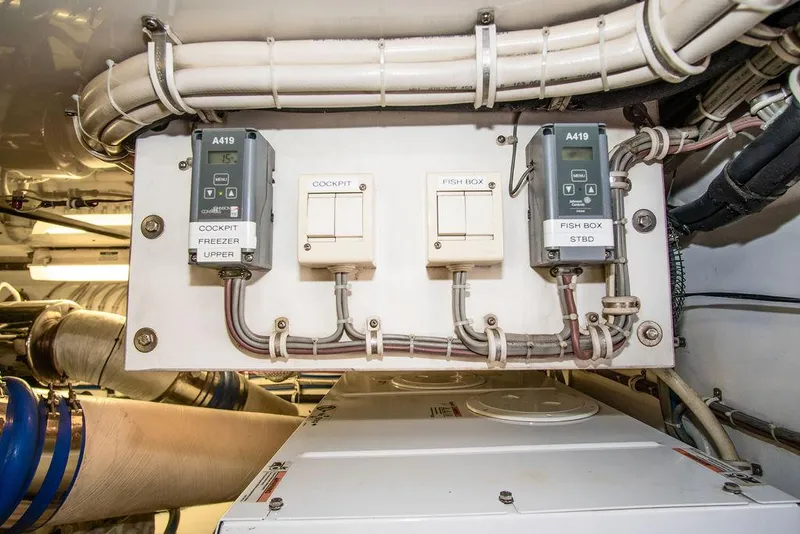 Slide: The Image of Hatteras 63 GT 2014 - 76